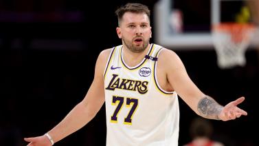 曼联欧联杯小组赛形势分析